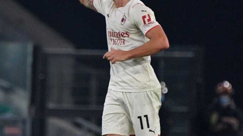 神塔传说再添华章 伊布意甲百五里程碑加冕联赛四百球