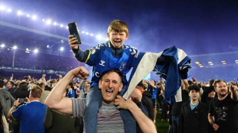 古迪逊奇迹夜 太妃糖逆转保级球迷狂欢