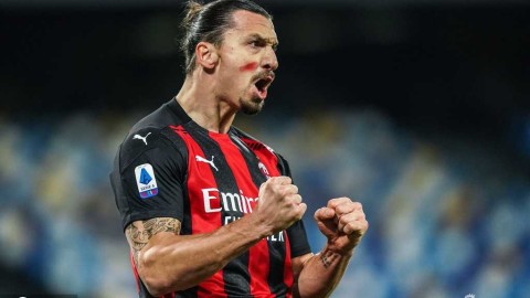 神锋无双！伊布天神下凡梅开二度，红黑军团客场完胜那不勒斯