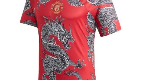 红魔遇上中国龙：阿迪达斯为曼联打造的春节“龙袍”文化解码