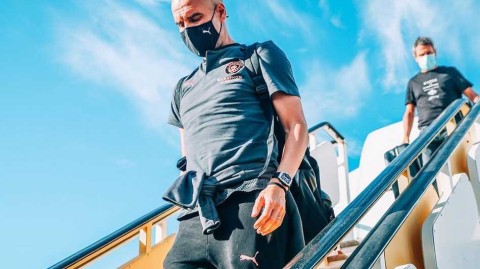 空袭里斯本：蓝月亮的欧冠征程与阿圭罗的孤独守望