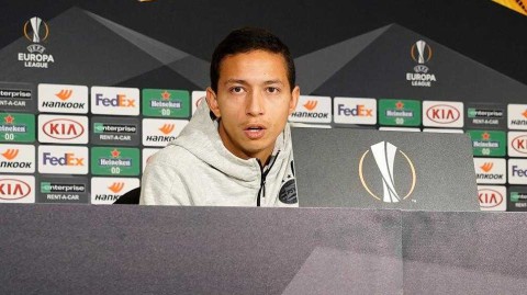 埃因霍温厉兵秣马，欧联杯小组赛前主帅携大将亮相发布会