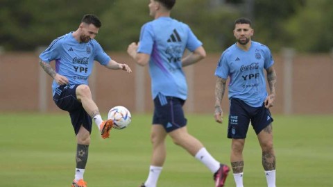 潘帕斯雄鹰集结蓝白荣耀梅西领衔备战友谊赛