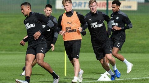 泰恩河畔的备战号角：喜鹊军团展翅新英超赛季