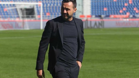 德泽尔比告别顿涅茨克矿工一个时代的终结与新篇章的开启