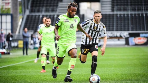 昂热主场狂飙三球完胜第戎 降级区球队难阻对手前进脚步