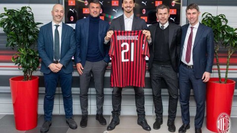 奉先归来！伊布披上米兰21号战袍，他的誓言让圣西罗期待