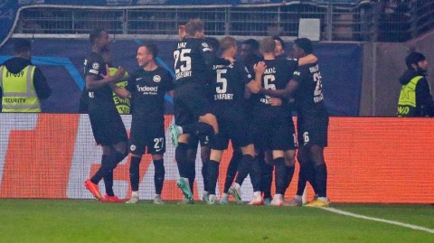 欧冠烽火德意志银行公园球场法兰克福力克马赛抢占晋级先机