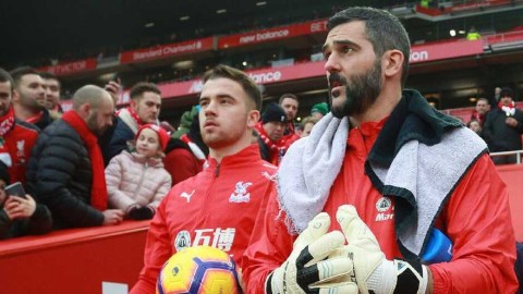 告别塞尔赫斯特公园的守护神：胡利安·斯佩罗尼的十五年忠诚传奇