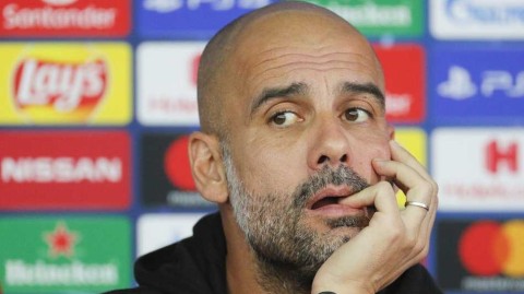 瓜迪奥拉赛前发布会搞怪瞬间，曼城欧冠迎战矿工前夕的轻松一刻