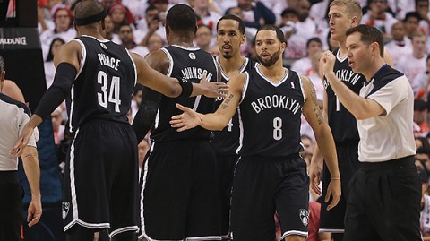 季后赛系列赛G2复盘：雷霆主场再胜太阳，系列赛2-0领先