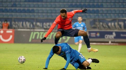 土超烽烟再起：卡斯帕萨激战埃尔祖鲁姆体育，保级六分战瞬间