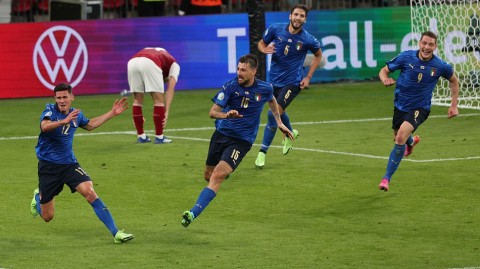 蓝衣军团加时破茧，意大利险胜奥地利晋级八强