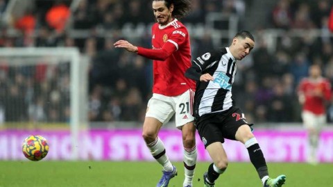 卅五载绿茵老兵续写传奇 卡瓦尼携家带口亮相蝙蝠军团