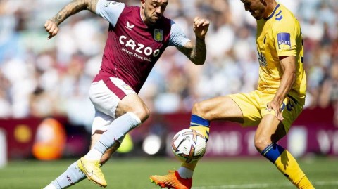 杰拉德力克兰帕德维拉主场告捷埃弗顿英超开局两连败