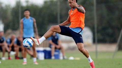 蓝鹰振翅待高飞：回望拉齐奥202122赛季意甲次轮备战时刻