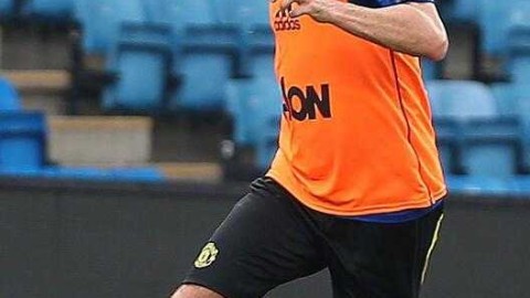 红魔奥斯陆夏训趣闻：新援“尴尬又不失礼貌”的表情包背后