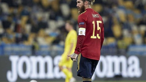 欧国联惊魂夜：基辅爆冷门，西班牙黄金战舰零比一不敌乌克兰