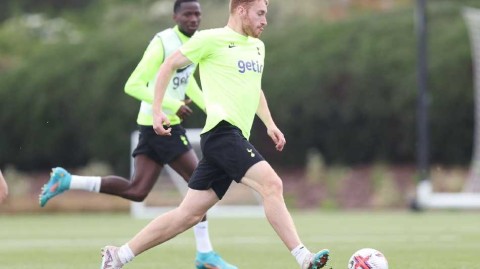 白鹿巷战鼓催征 热刺众将挥汗如雨备决战