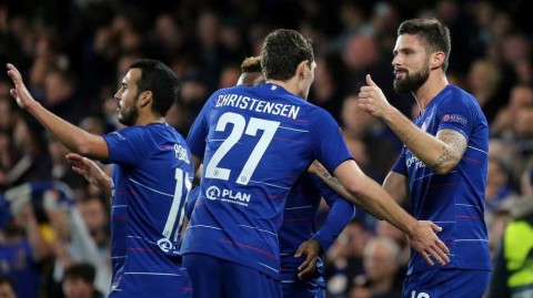 欧联杯：吉鲁双响点亮斯坦福桥，切尔西4比0大胜萨洛尼卡