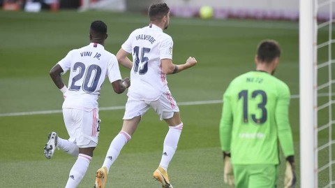 国家德比皇马客胜巴萨，拉莫斯造点魔笛定乾坤