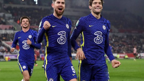 蓝军铁腰定乾坤 联赛杯晋级展雄风