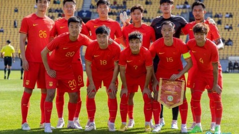 国足世亚预36强赛遭两连败，0-3输韩国0-2负喀麦隆，邵佳一上任后1胜2负形势告急