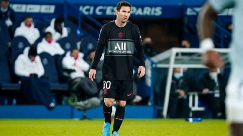 王子公园球场之夜：巴黎圣日耳曼四球奏凯，拉莫斯斩获处子球