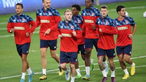 卢森堡铁骑备战欧国联 伊斯坦布尔训练场上演绿茵交响