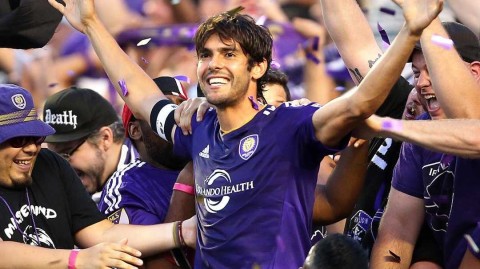 时光倒流：北美绿茵的星光印记——回顾美国大联盟传奇面孔