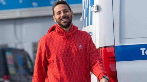 秘鲁老炮儿的憨笑与坚守：皮萨罗领衔不莱梅众生相，训练场上的表情包传奇