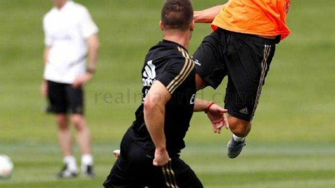 盛夏砺剑：阿扎尔全情投入皇马季前备战，重塑巅峰