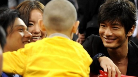 时光回溯：2010年NBA中国赛星光璀璨，姚明效应引爆众星云集现场