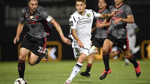 法马利卡奥的顽强抵抗，本菲卡在雨夜的遗憾平局