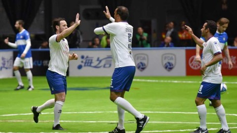 昔日巨星闪耀蓉城，传奇杯全明星赛点燃成都夏日