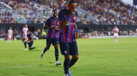 红蓝风暴席卷迈阿密 巴萨新援闪耀友谊赛狂胜