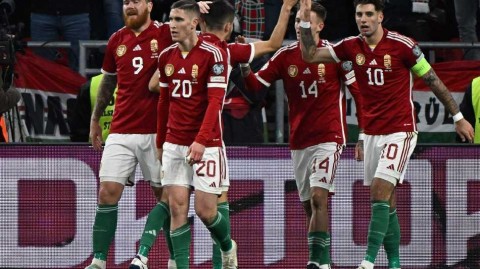 布达佩斯之夜，匈牙利三球奏凯迎欧预赛开门红