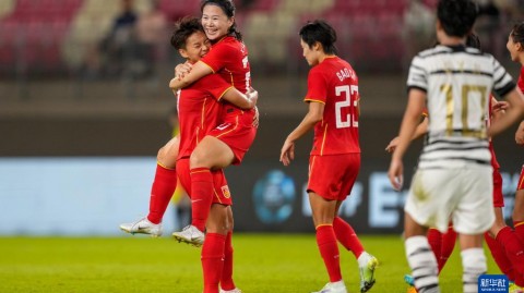 德比夜之前的喧嚣——罗纳尔迪尼奥中国行风波与西甲冠军悬案