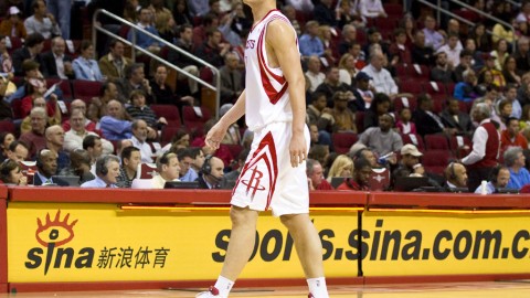 二〇二六年回首姚明与科比巅峰对决——火箭湖人经典战役再复盘