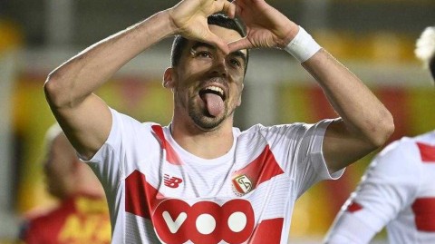 布鲁日惨案重现！标准列日四球狂扫梅赫伦，客队球迷看台变欢乐海洋