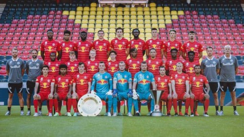 盛夏的红牛力量：萨尔茨堡新赛季战袍下的荣耀与希冀