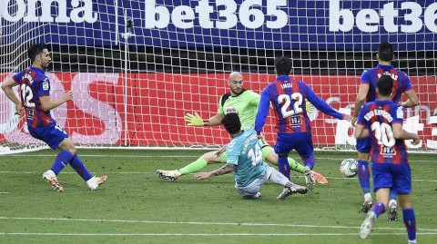 孤胆英雄鲁文·加西亚，伊普鲁亚球场的双星闪耀夜