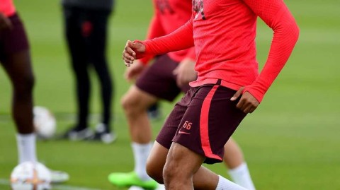 安菲尔德集结号：红军全员蓄势待发迎战海鸥