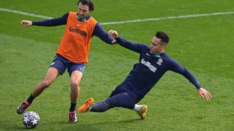 蓝黑军团科莫蓄势  欧冠决战前夜训练纪实