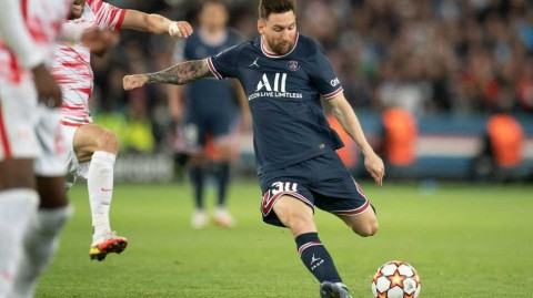 欧冠之夜王子公园见证球王归来 梅西双响引领巴黎逆转莱比锡