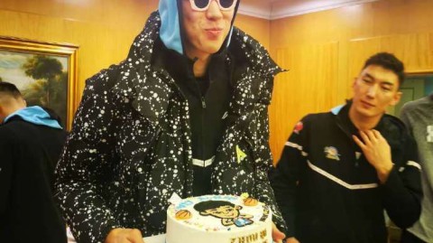 聚散终有时，同行皆风景：回溯周琦在新疆男篮的庆生时光与扛鼎时刻