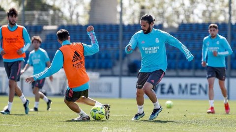 备战西甲关键战役，皇家马德里巴尔德贝巴斯基地全力冲刺