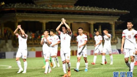 国足世界排名跌至第94被泰国反超，邵佳一首秀开门红后遭喀麦隆闪电两连击