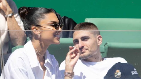 维拉蒂与爱妻甜蜜现身蒙特卡洛大师赛看台 网坛盛宴中的浪漫时刻