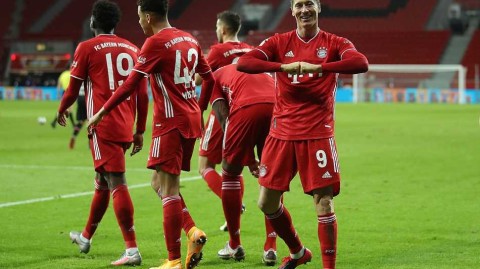 德甲天王山之战：莱万读秒绝杀，拜仁客场二比一逆转勒沃库森登顶